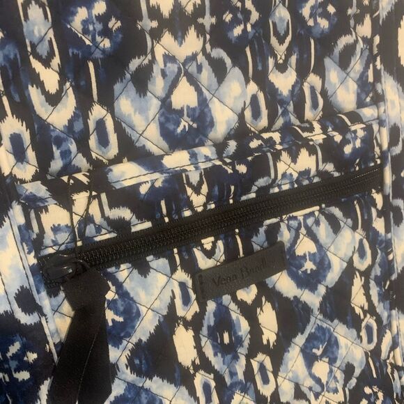 VERA BRADLEY High Performance Tote NEW - Picture 3 of 5